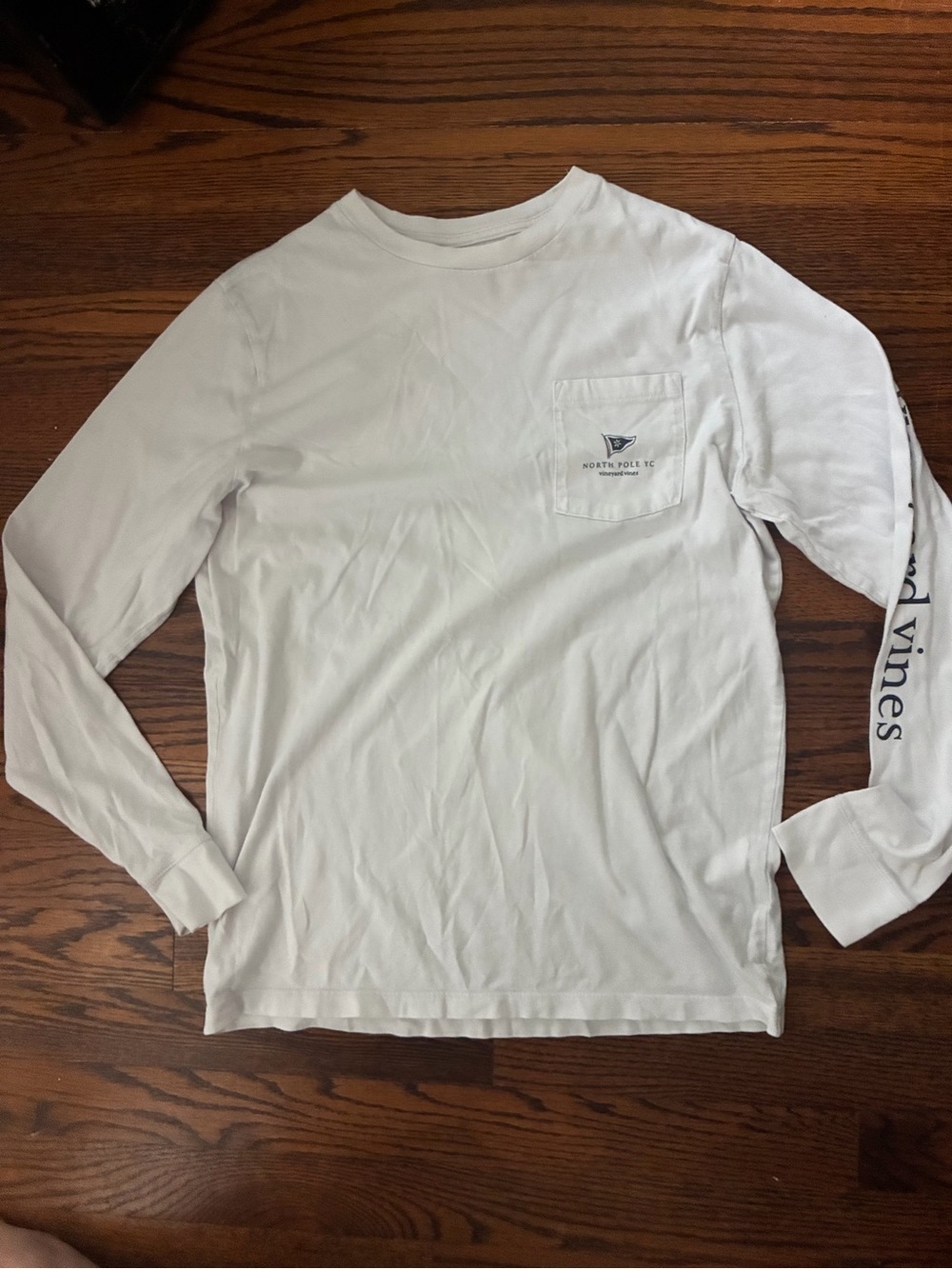 Vineyard Vines North Pole YC tee